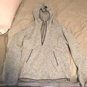 Lululemon size 8 fleece pullover
